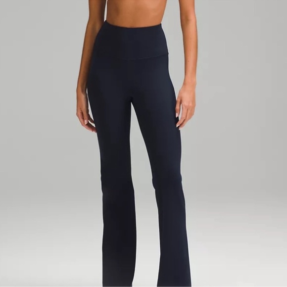 NWT Lululemon SHR groove pants size 8 - Picture 4 of 8